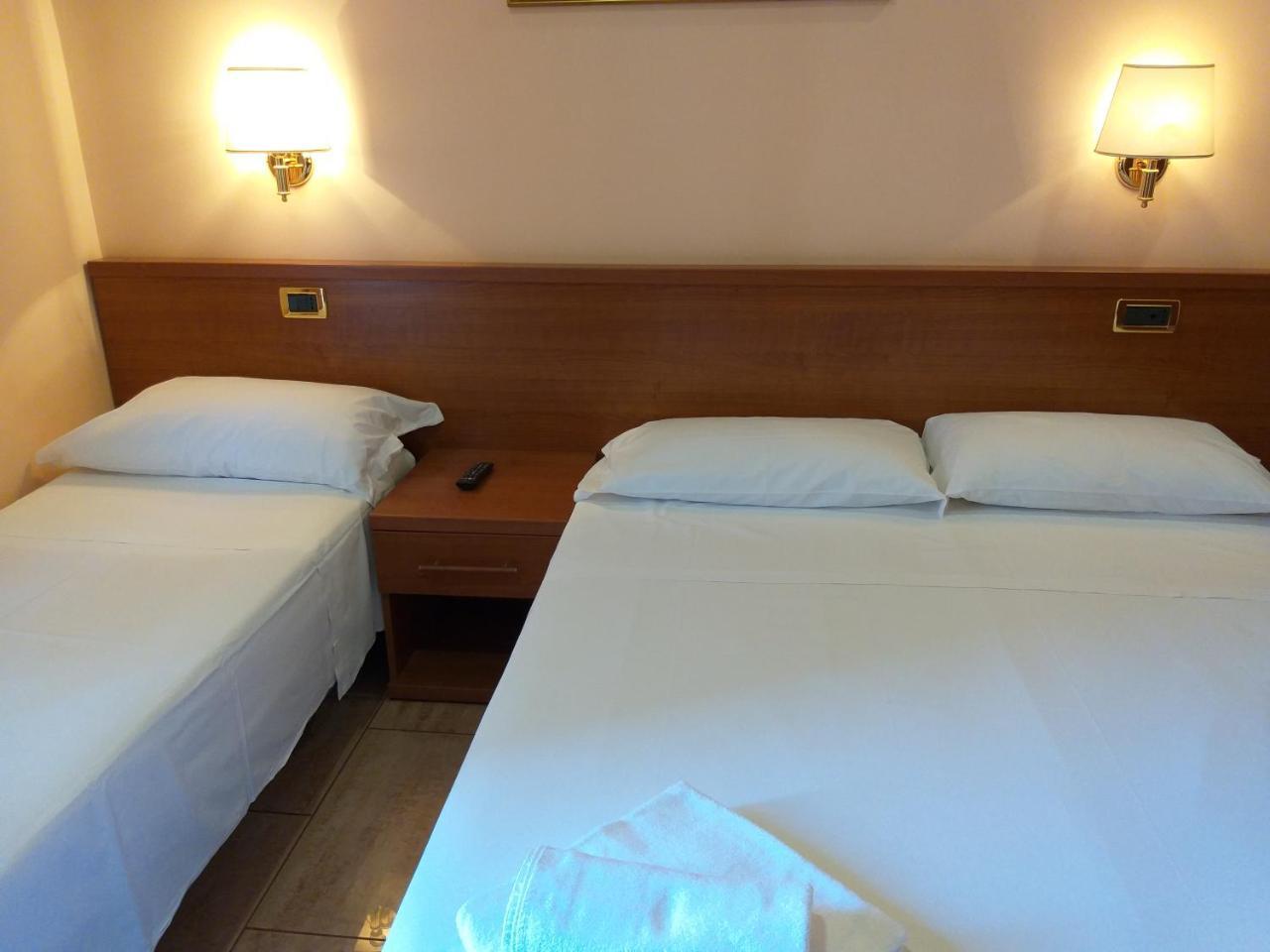 רומא Alex City Inn III מראה חיצוני תמונה