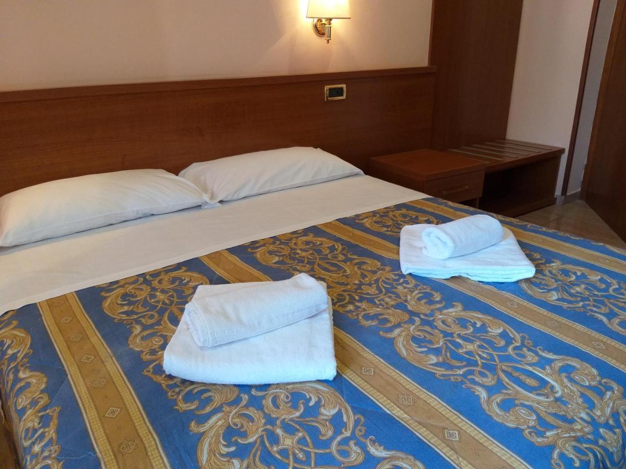 רומא Alex City Inn III מראה חיצוני תמונה